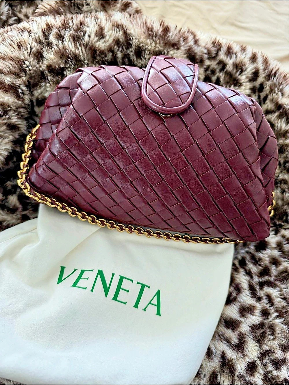 Bottega Veneta small Lauren  Woven Shoulder Bag Burgundy